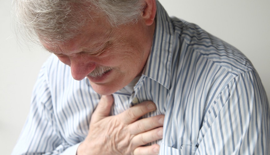 Аномалия Эбштейна – это патологическое заболевание сердечно-сосудистой системы, в результате которого возникает дисплазия клапана и его смещение в полость правого желудочка. 