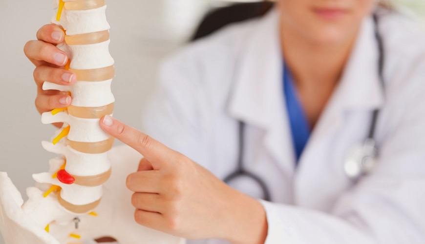 Остеопороз – постоянно прогрессирующее заболевание костной ткани, которое сопровождается нарушением ее структуры, что приводит к ее хрупкости и риску переломов. 