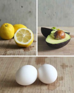 авокадо, яйца, лимон