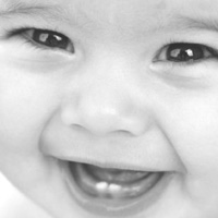 Верхние зубы у ребенка