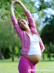 Фото беременной девушки к статье о возможности забеременеть после удаления полипа