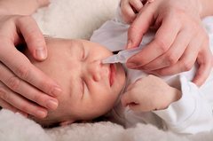 Лечение насморка у новорожденных