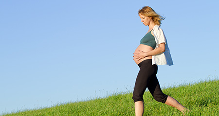 Боли в желудке при беременности: что делать?