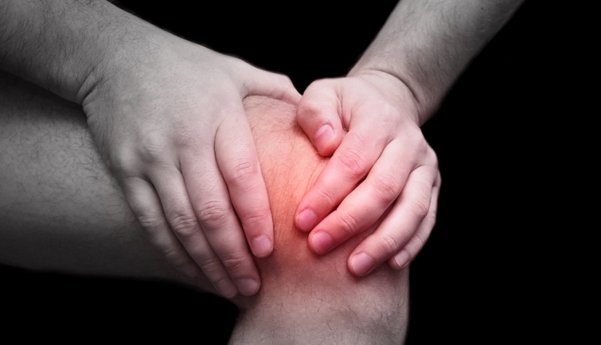 Травмы колена – состояния, которые характеризуются нарушением двигательной активности коленного сустава из-за повреждений его составляющих. 