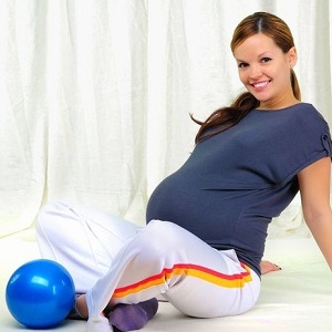 Гимнастика для беременных в 3 триместре: особенности выполнения