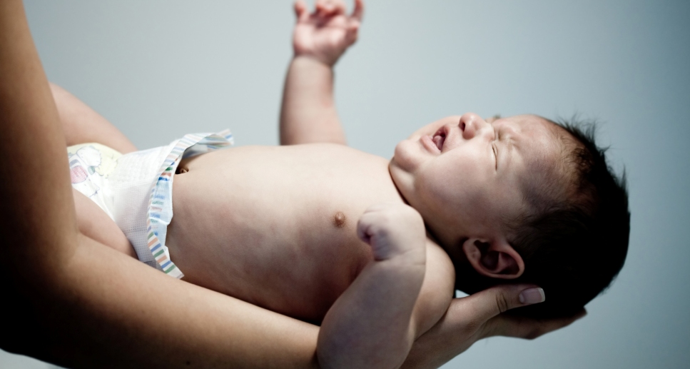 Грыжа у новорожденных: виды, симптомы и лечение