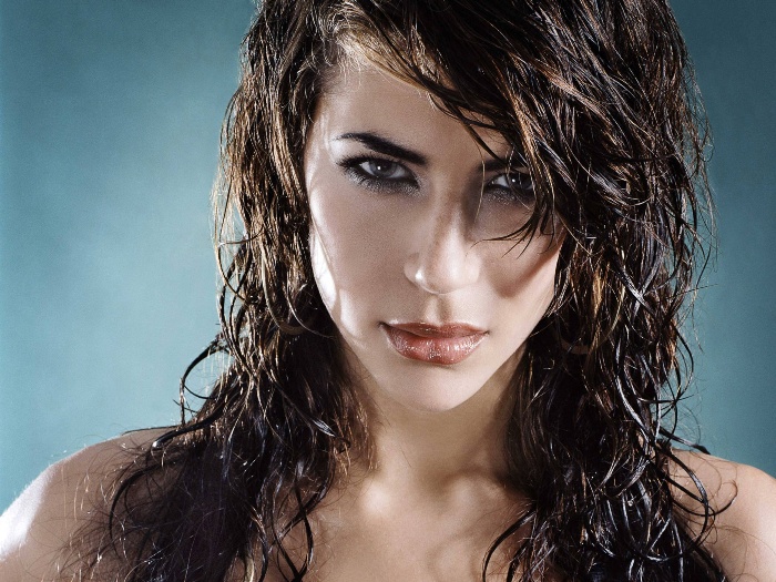 Химия с эффектом мокрых волос