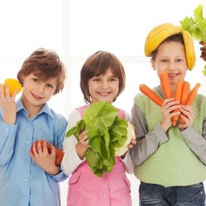 При детском похудении кислые ягоды и фрукты можно кушать без ограничений