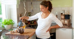 Как избавиться от тошноты во время беременности?