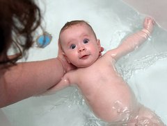 Cредства для купания новорожденных