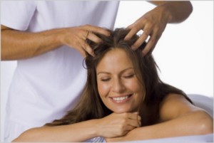 лечебный массаж головы