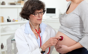 Медицинское обследование беременной женщины