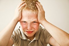 Причины головных болей у детей