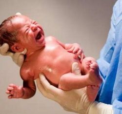 Родовая травма головы новорожденных 
