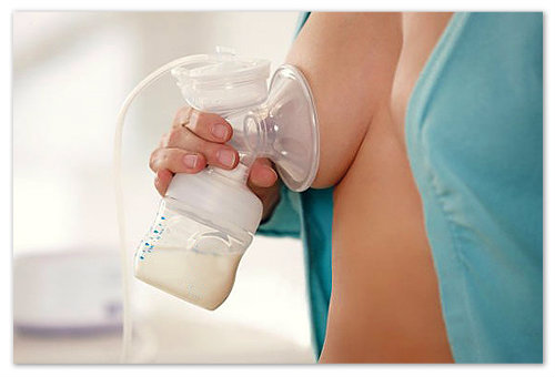 Сцеживаем грудное молоко
