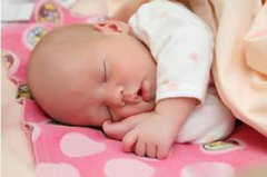 Сон новорожденного ребенка