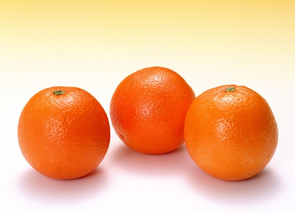 Спелые апельсины