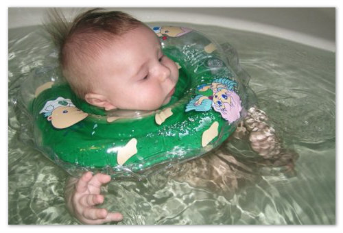 Водные процедуры для младенцев
