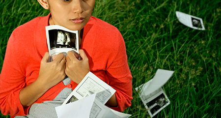 Выделения на ранних сроках беременности: норма и отклонения