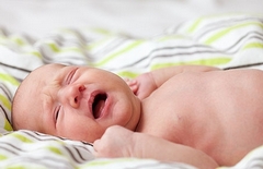 Как предотвратить вздутие живота у малышей?